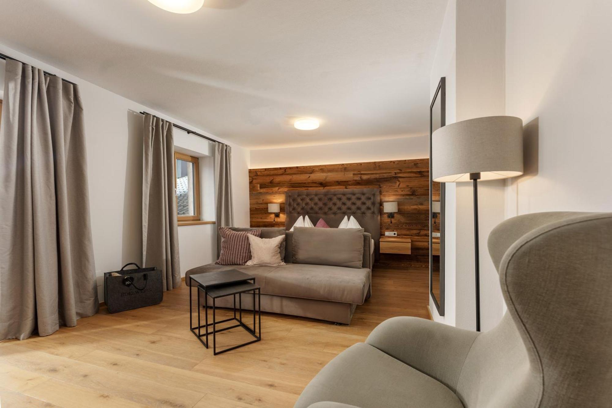 Naturhotel Edelweiss ヴァークライン 部屋 写真