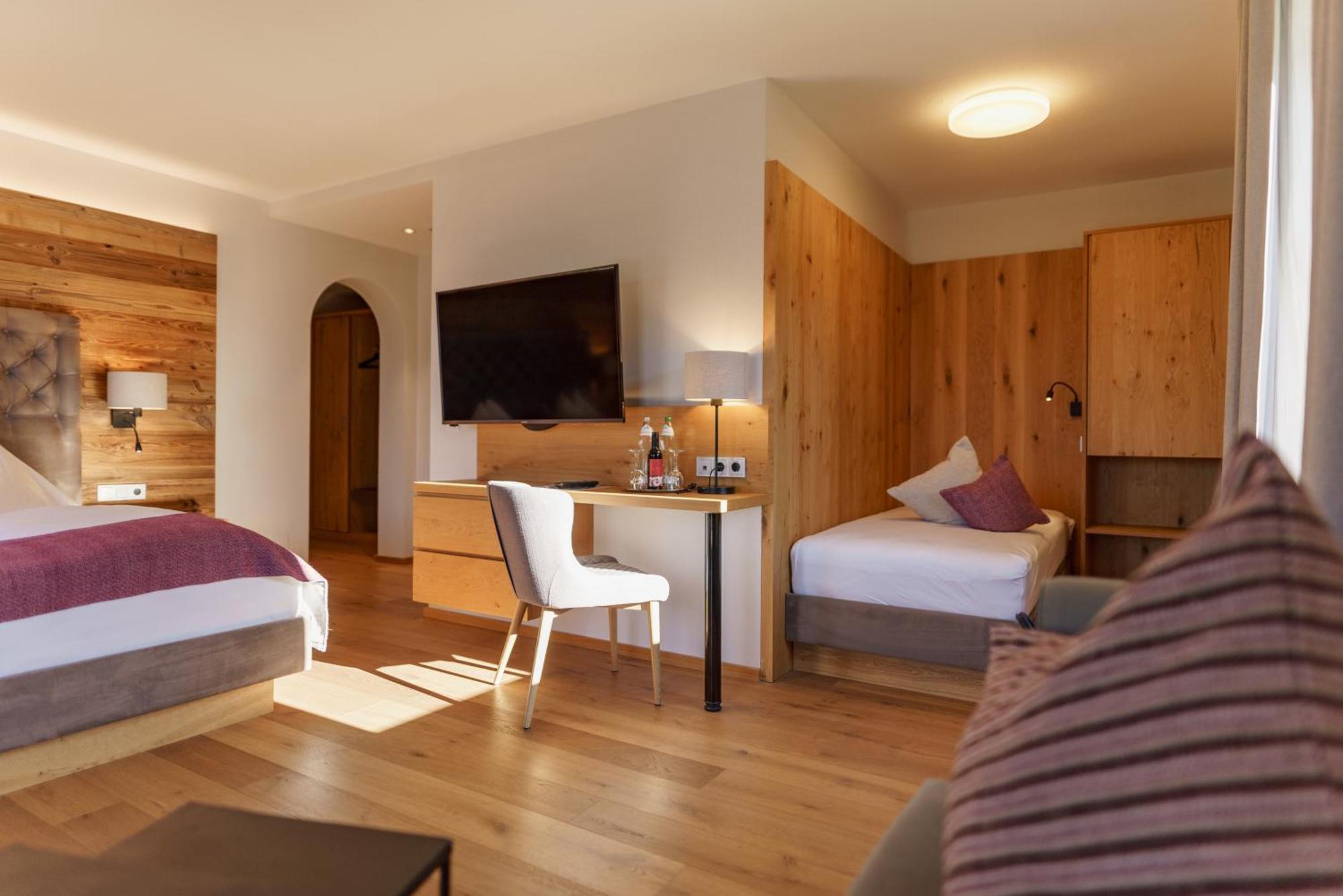Naturhotel Edelweiss ヴァークライン 部屋 写真
